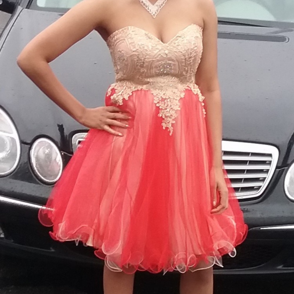 Short Prom dress with corset in back